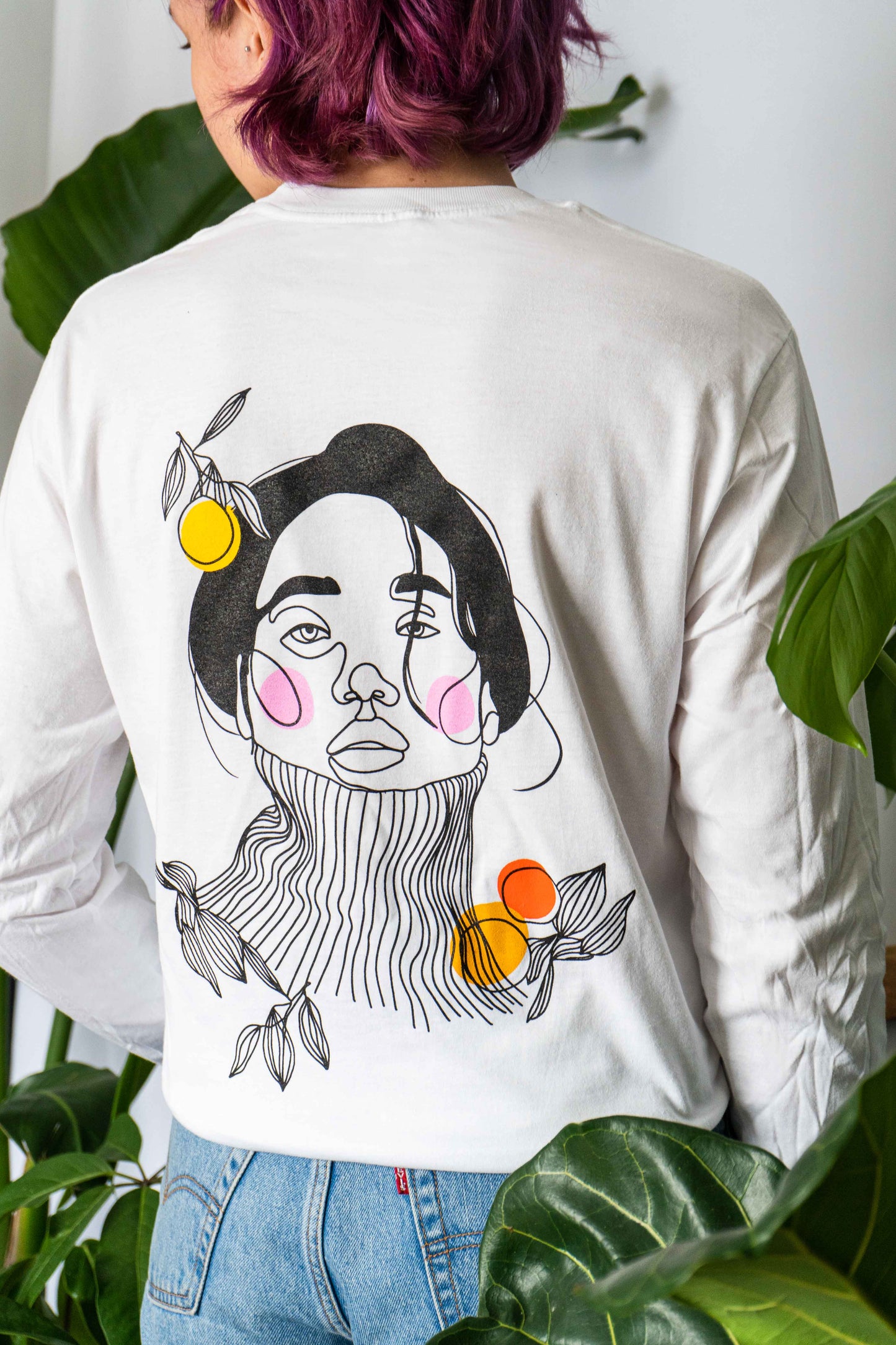 White long sleeve shirt